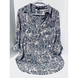 Velvet Heart New With tags Size Small button up